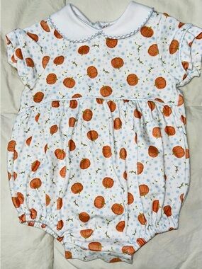 Lullaby Set sweet bubble with delicate collar sz 3 months EUC smoke free home